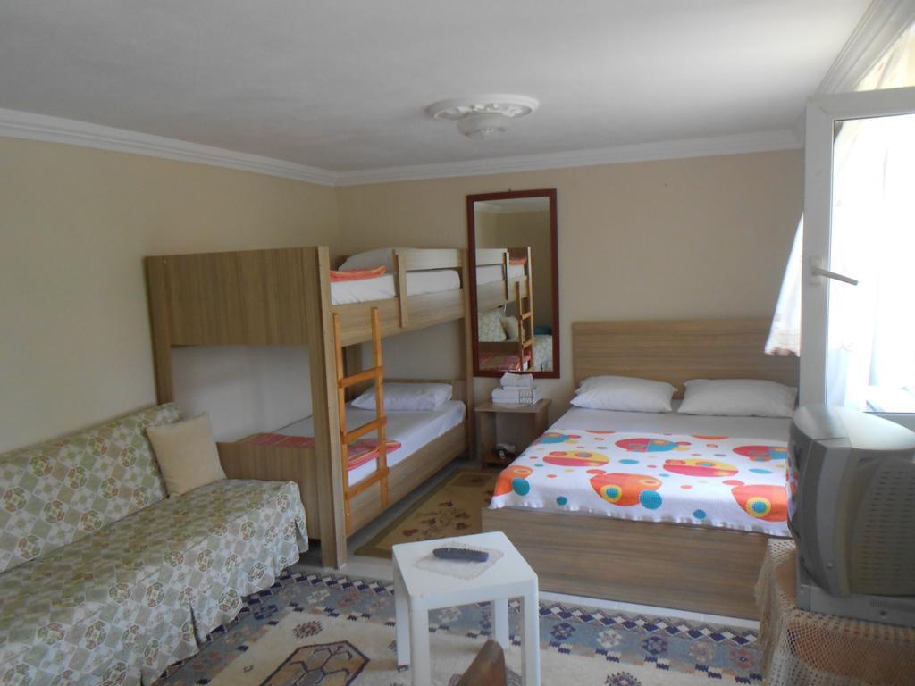 Irmak Family Pension & Apartments エジェアバト 部屋 写真